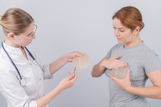 Форма грудных имплантов